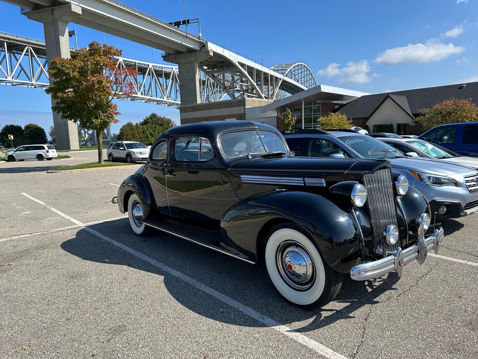1939 120 1701 Club Coupe in black, front 3/4 view