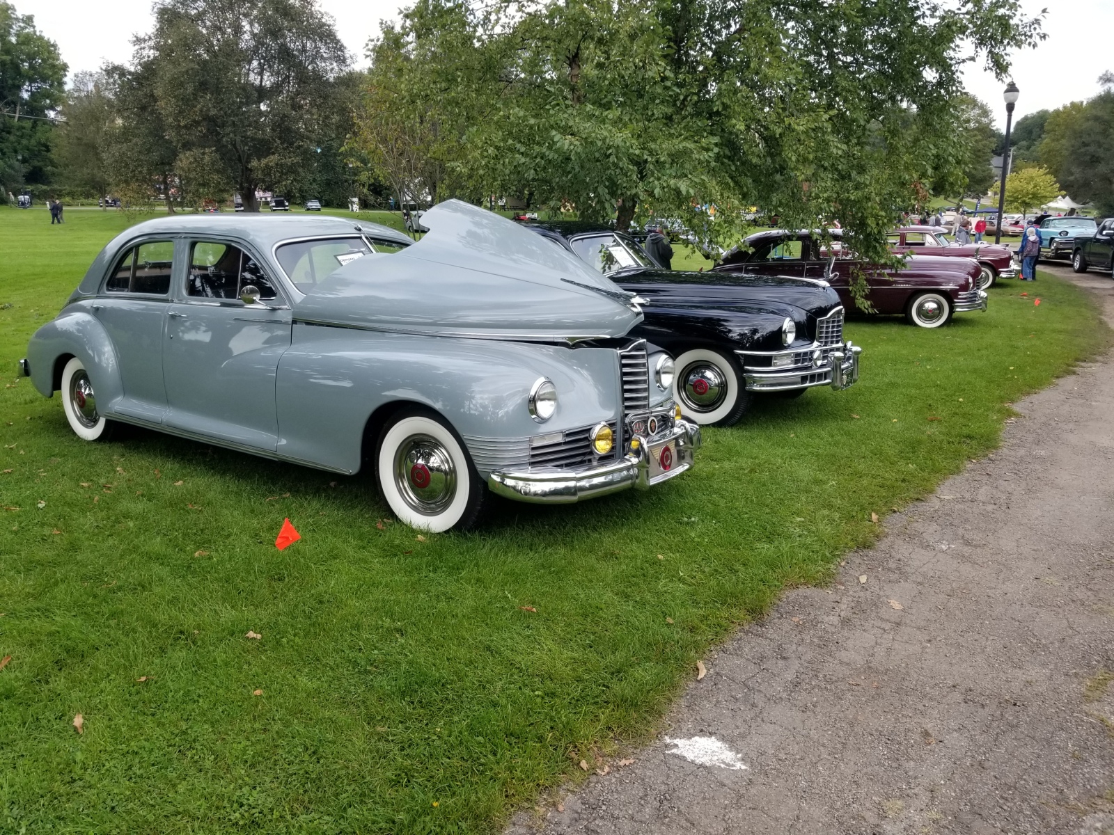 1947-Packard-2106-Clipper-Leo-Shedden