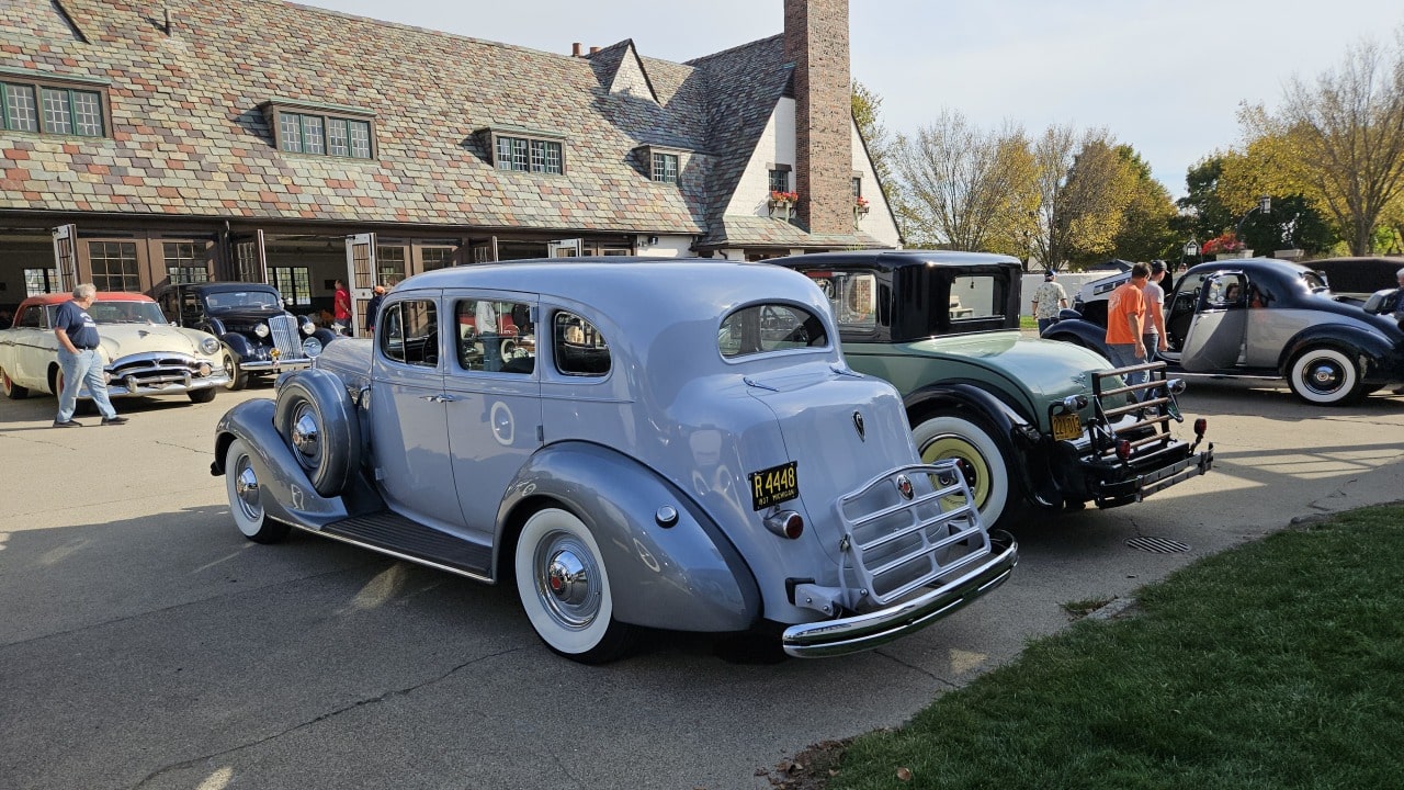 1937-Packard-120-CD-4-Door-Touring-Sedan-owned-by-Tom-and-Sally-Skunda