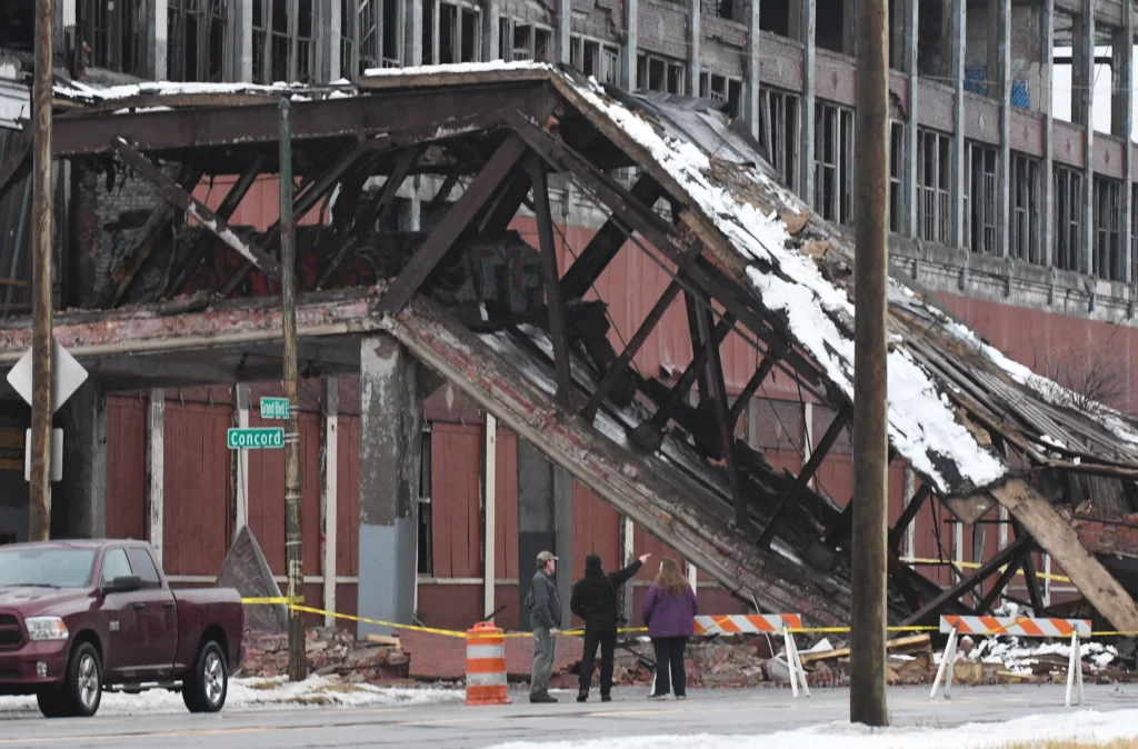 Packard-bridge-collapse-2019-detroit-free-press